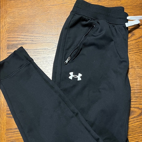 Under Armour Kids Black Sweatpants with White Logo - Picture 1 of 2